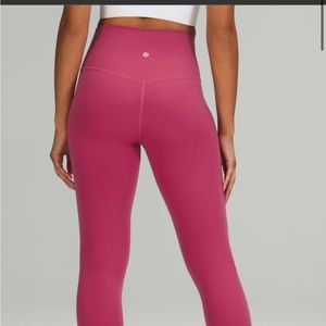 Lululemon Aligns 25”